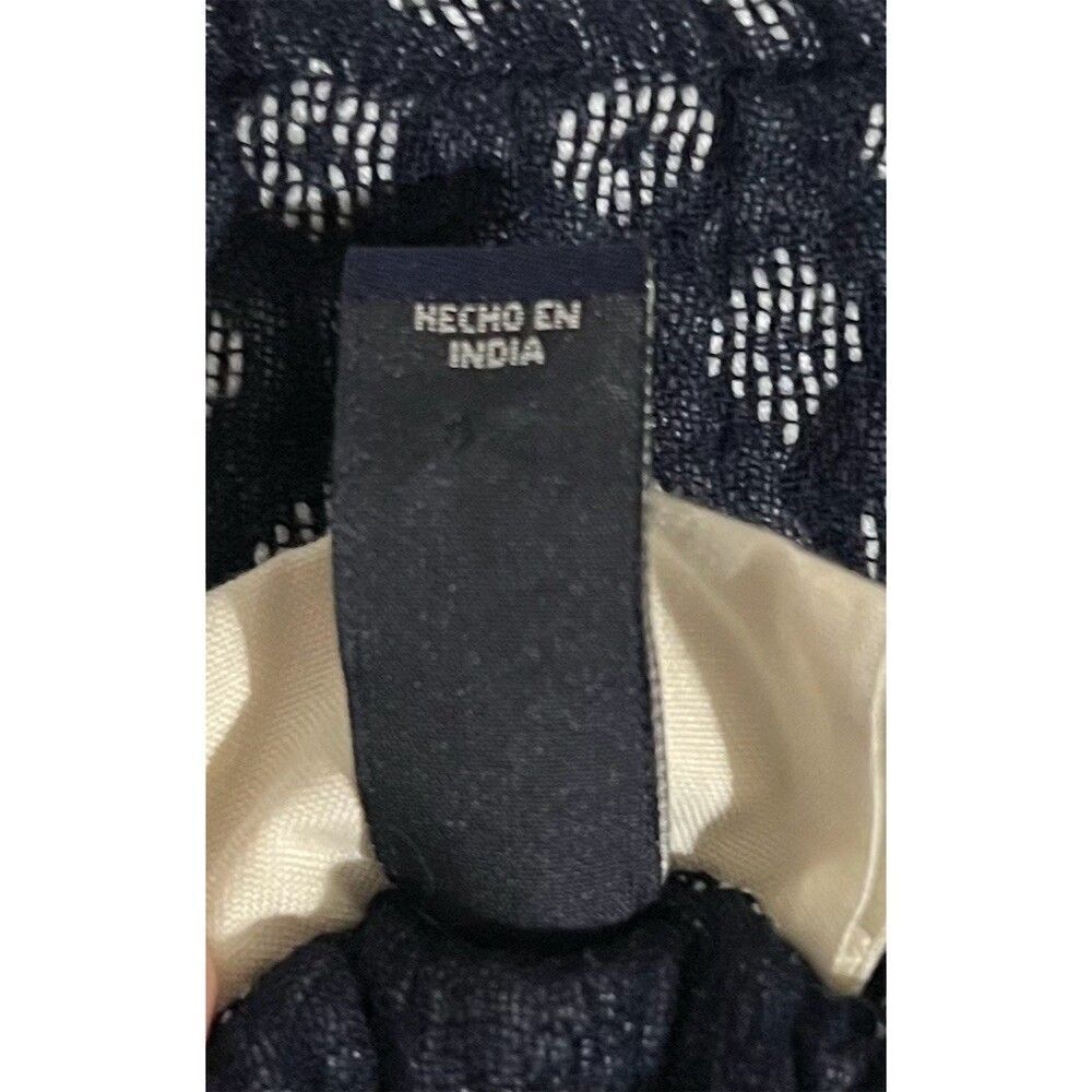 Universal Thread Blouse Womens Size M Navy Blue White Geometric Puff - Picture 6 of 8